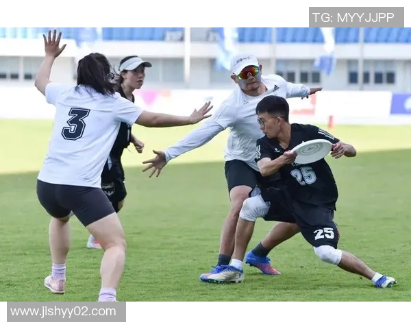 南京飞盘队的包夹革新探索与实践全景解析