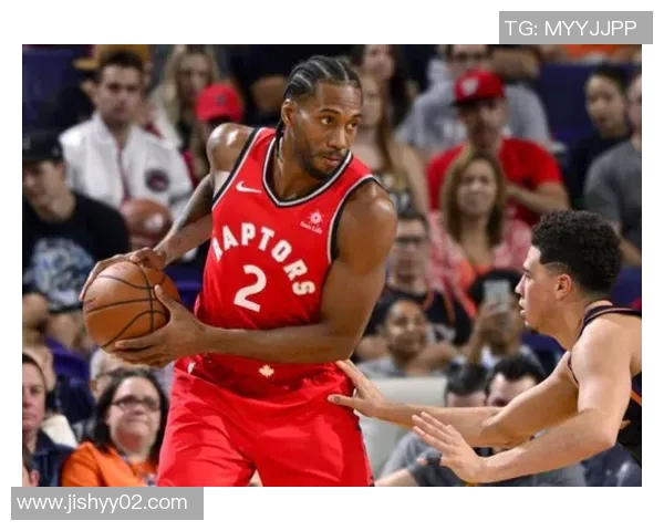 京多安的传奇之路：从默默无闻到足球巨星的辉煌蜕变