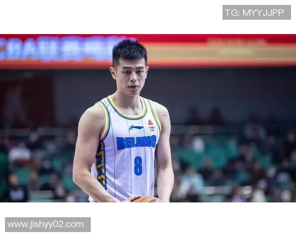 方硕在篮球赛场上的崛起与挑战探讨他的职业生涯与未来发展方向